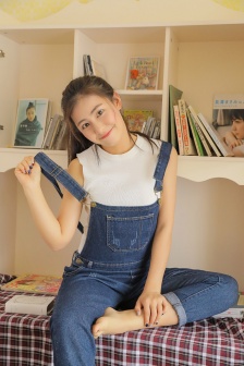 乐仔levi飞机图片